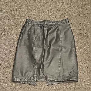 Vintage Classic Black Leather Pencil Skirt